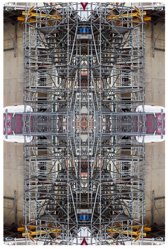 iMAGIES URBAINES Paintings Under Construction/Scaffolding Serie Photo Composition sur échafaudage #11